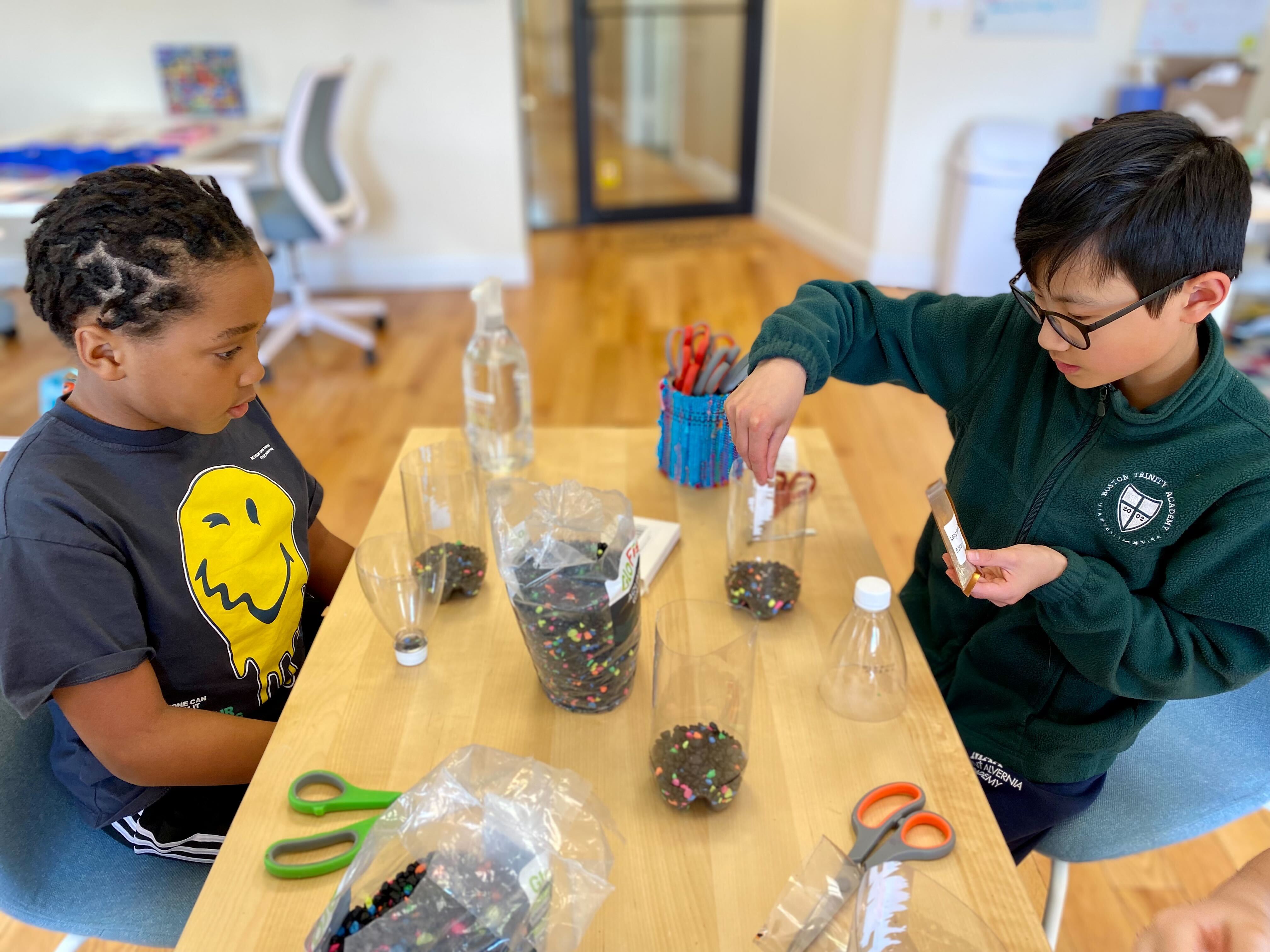 kids working together at desk